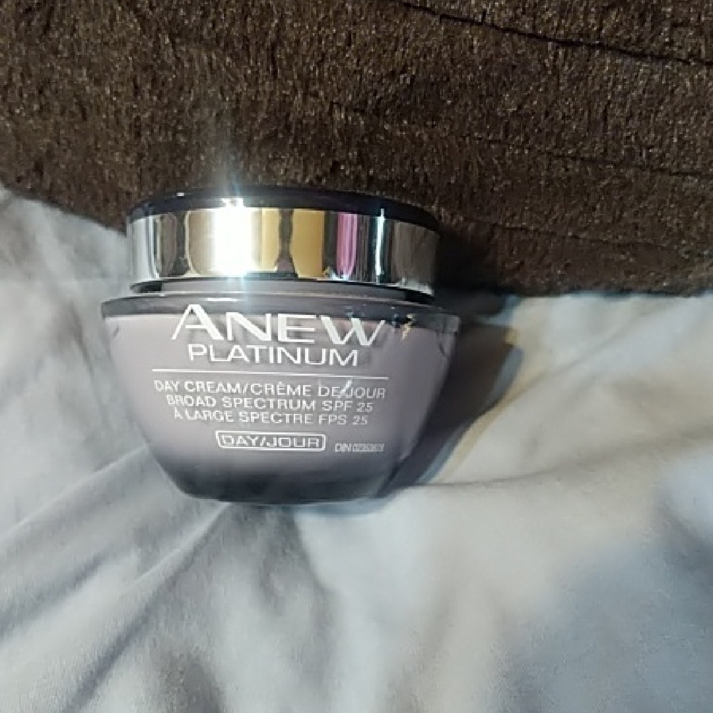Day Cream - Silver and Gray